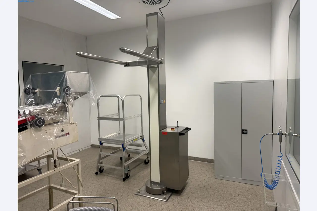 Instalações de produção e embalagem farmacêuticas / Equipamentos de laboratório e operacionais-1