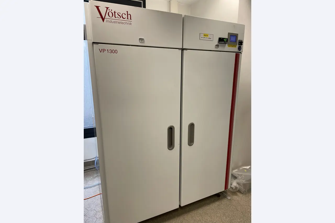 Pharmaceutical Production and Packaging Equipment / Laboratory and Plant Equipment-1