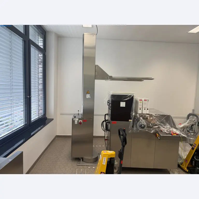 Instalações de produção e embalagem farmacêuticas / Equipamentos de laboratório e operacionais-1
