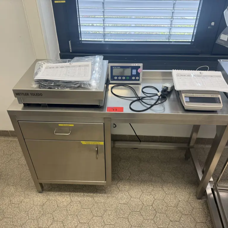 2 Balanças Mettler Toledo PG5002-SDR/PBD769-B06