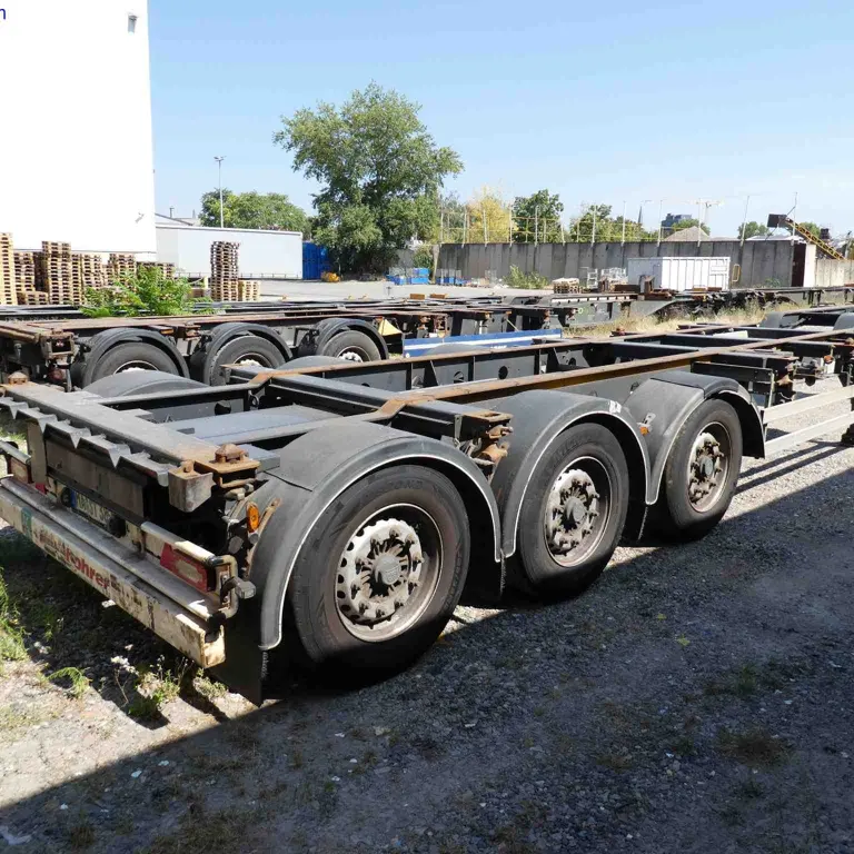 3-Axle Container Chassis Kässbohrer CS