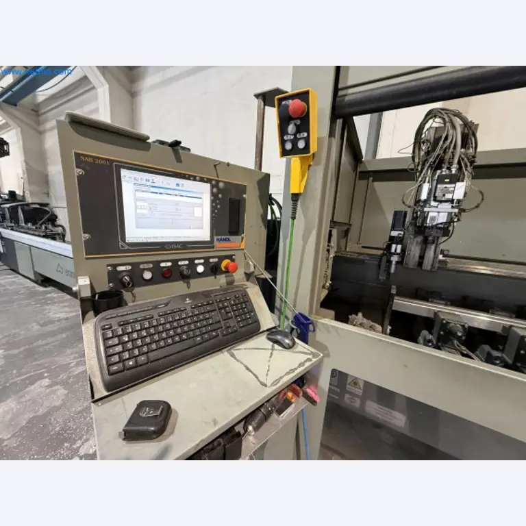 Emmegi Phantomatic T4 A machining center and ELMAG UFM 125 universal milling machine-2