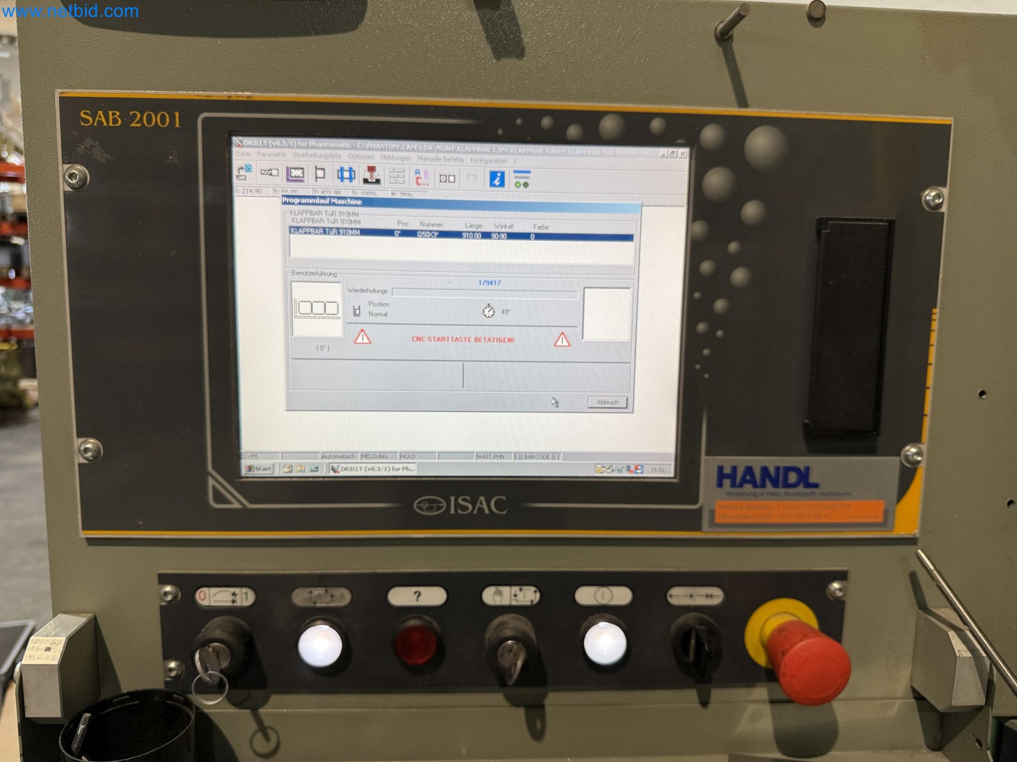Emmegi Phantomatic T4 A machining center and ELMAG UFM 125 universal milling machine-31