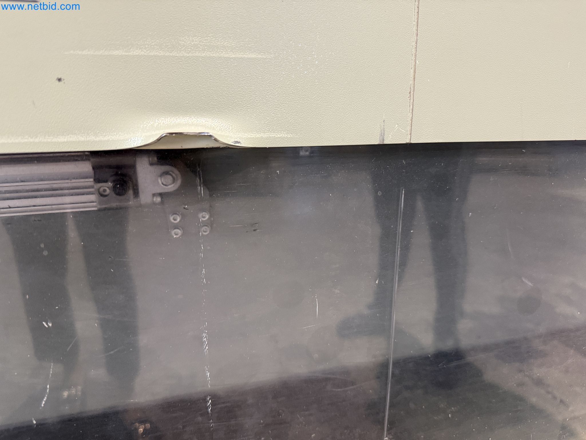 Emmegi Phantomatic T4 A machining center and ELMAG UFM 125 universal milling machine-39