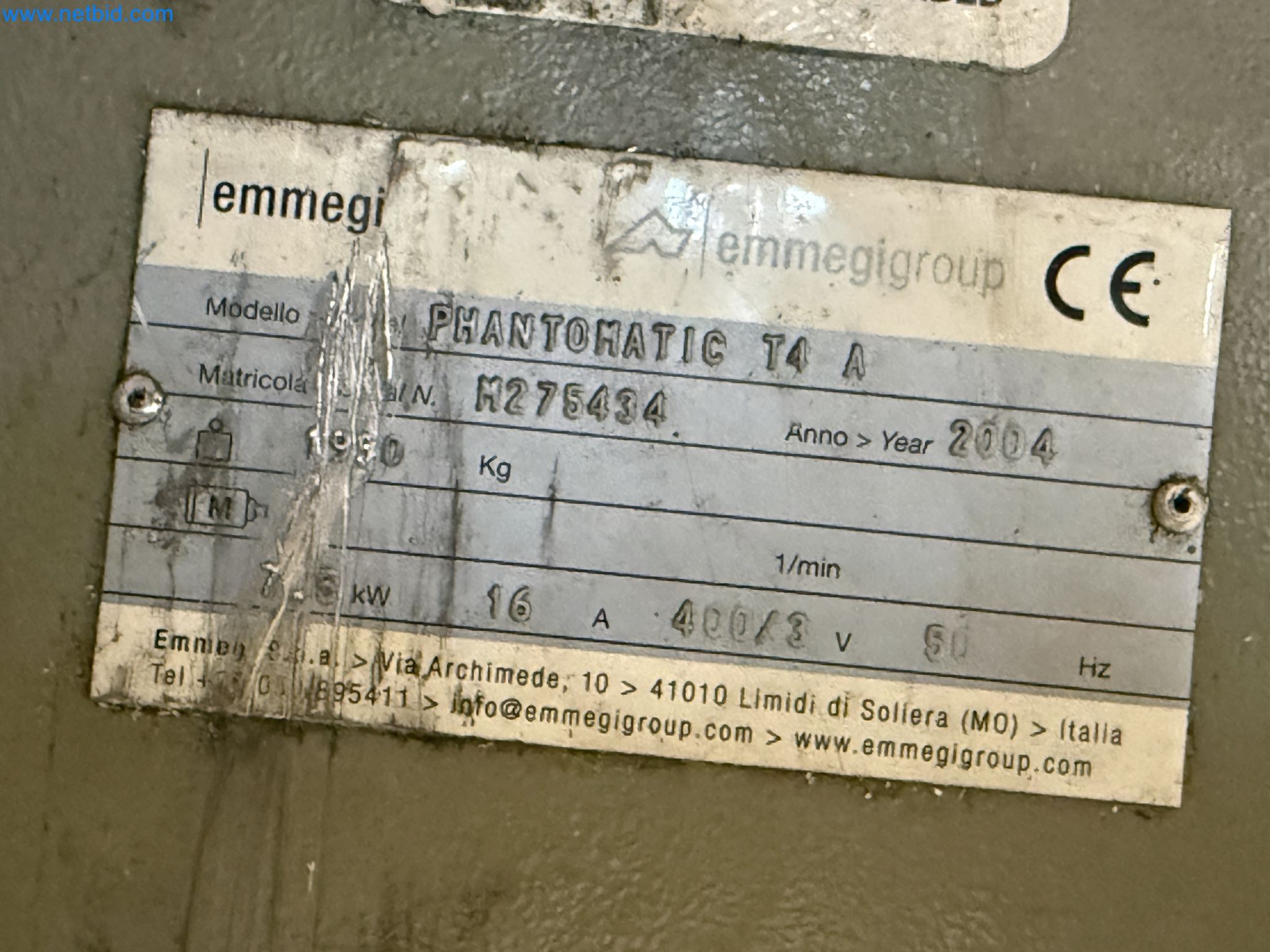 Emmegi Phantomatic T4 A machining center and ELMAG UFM 125 universal milling machine-4