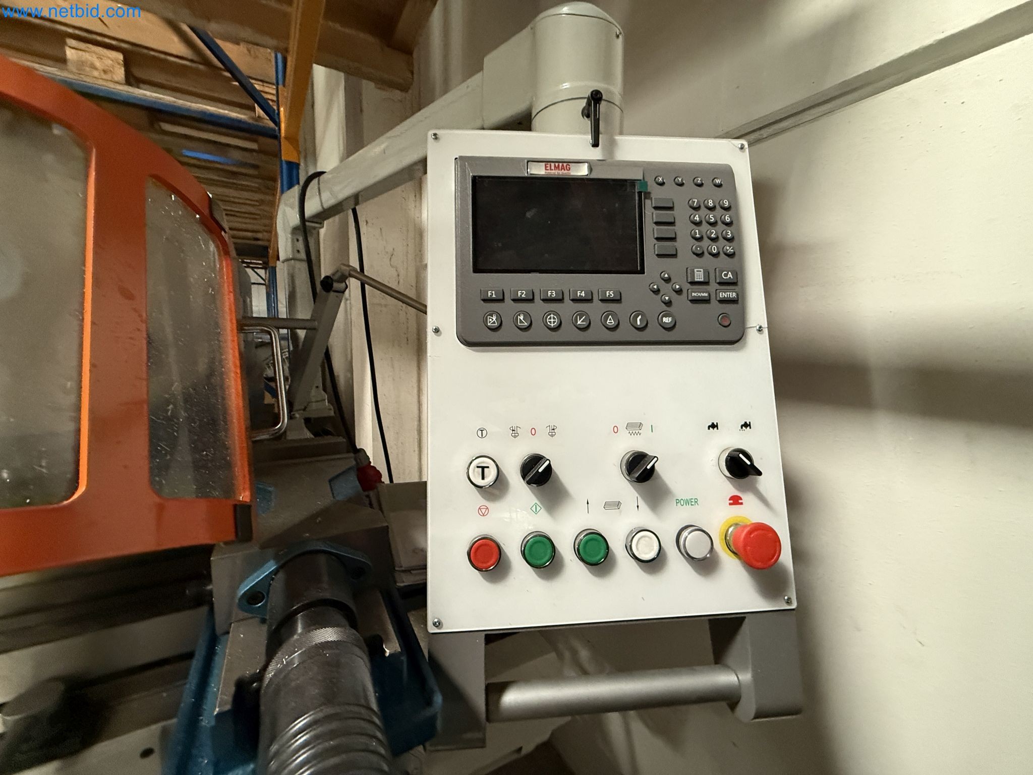 Emmegi Phantomatic T4 A machining center and ELMAG UFM 125 universal milling machine-13