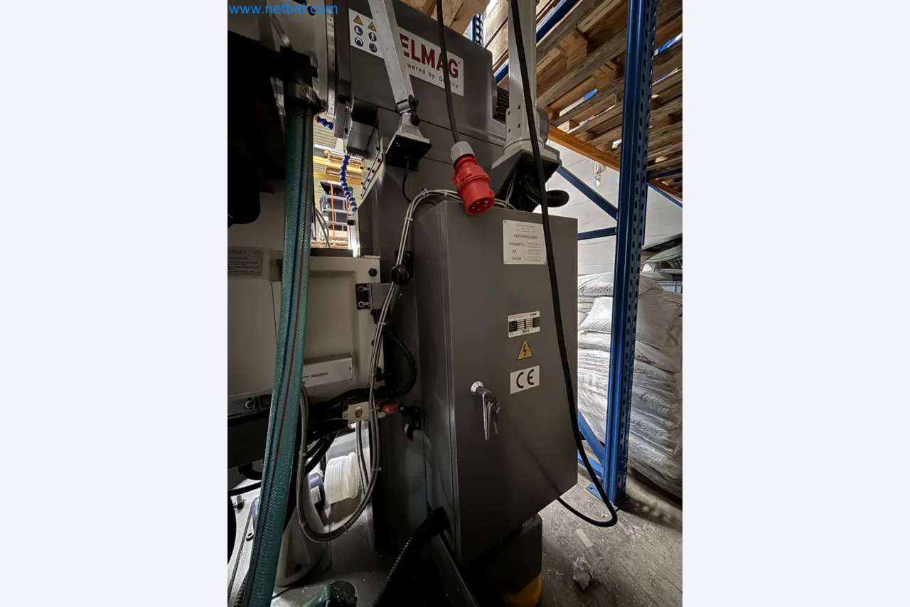 Emmegi Phantomatic T4 A machining center and ELMAG UFM 125 universal milling machine-17