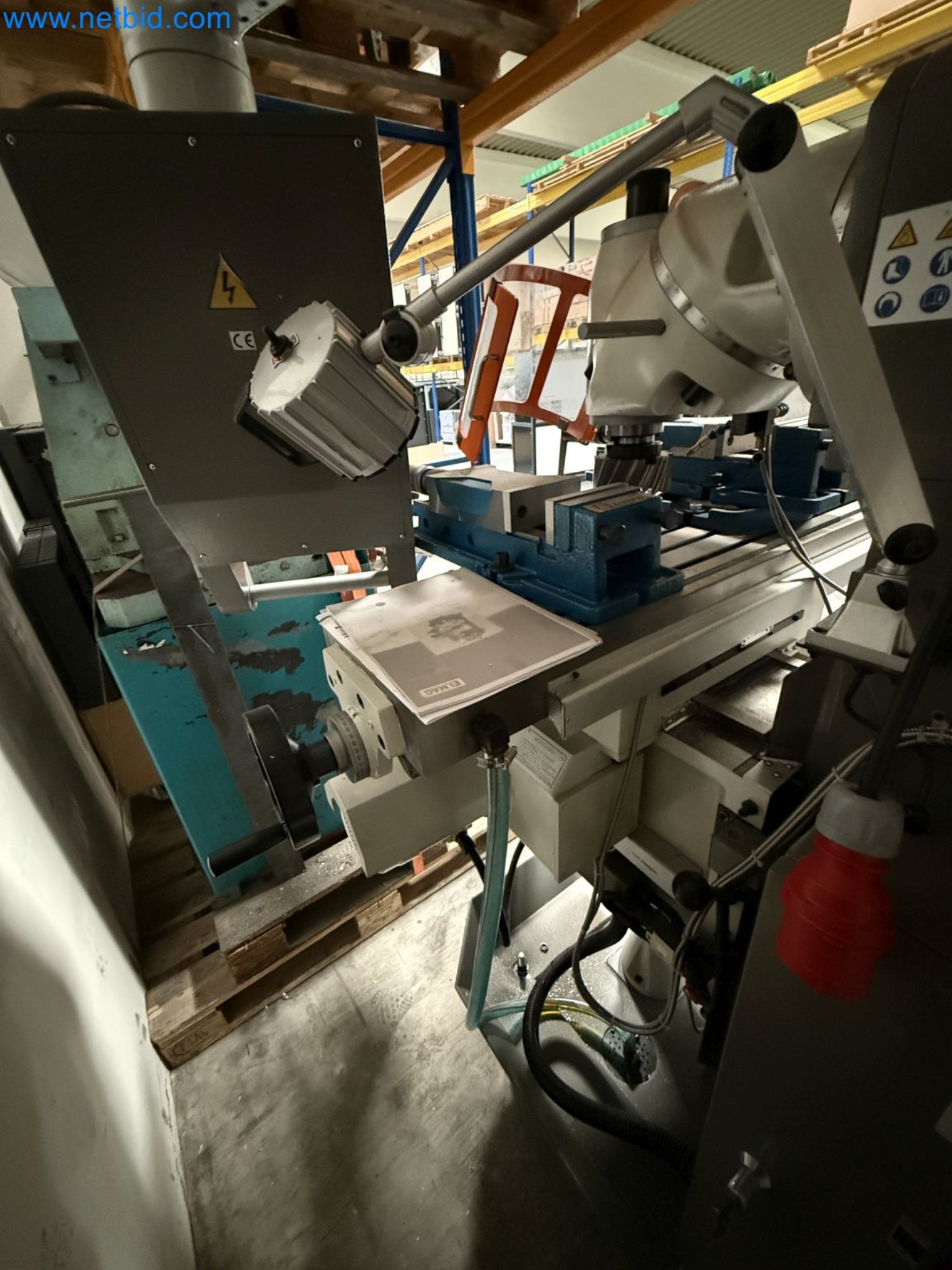 Emmegi Phantomatic T4 A machining center and ELMAG UFM 125 universal milling machine-20