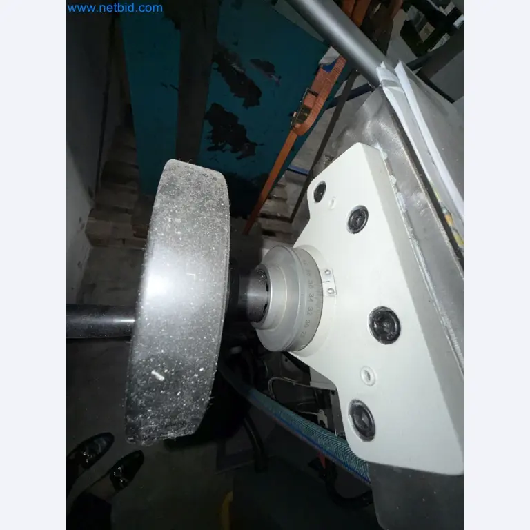 Emmegi Phantomatic T4 A machining center and ELMAG UFM 125 universal milling machine-21