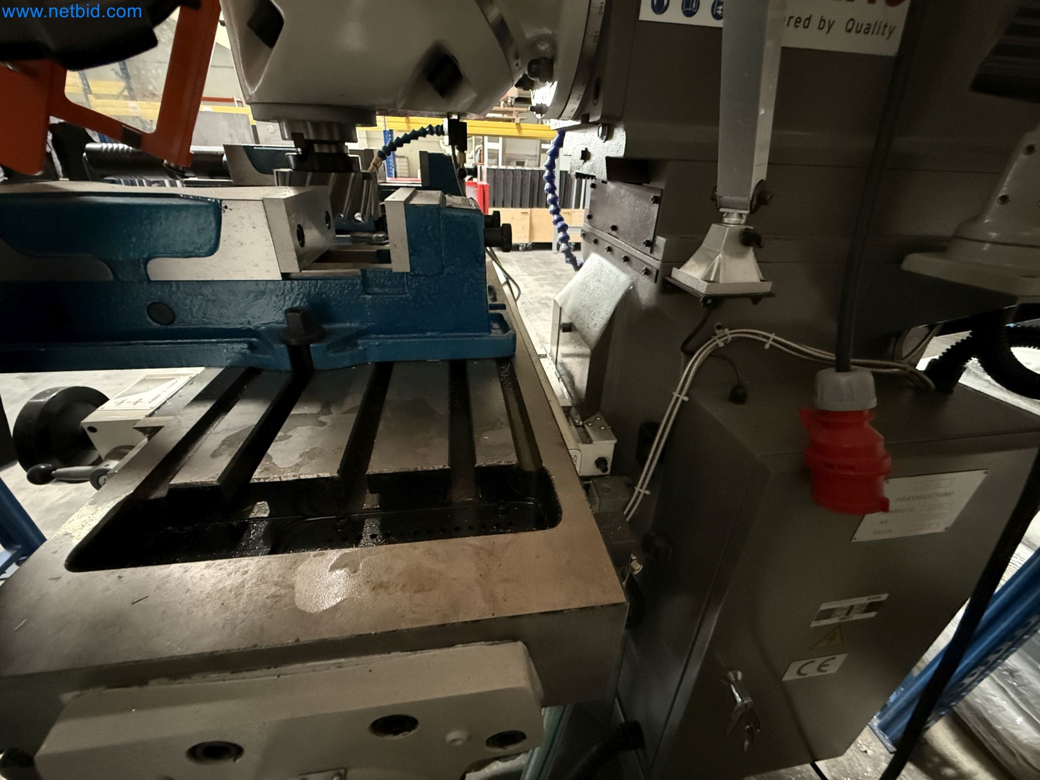 Emmegi Phantomatic T4 A machining center and ELMAG UFM 125 universal milling machine-23