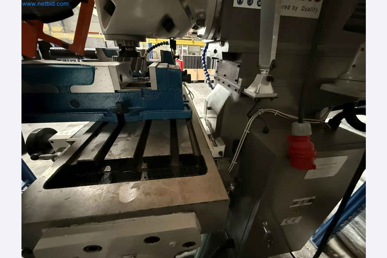 Emmegi Phantomatic T4 A machining center and ELMAG UFM 125 universal milling machine-23
