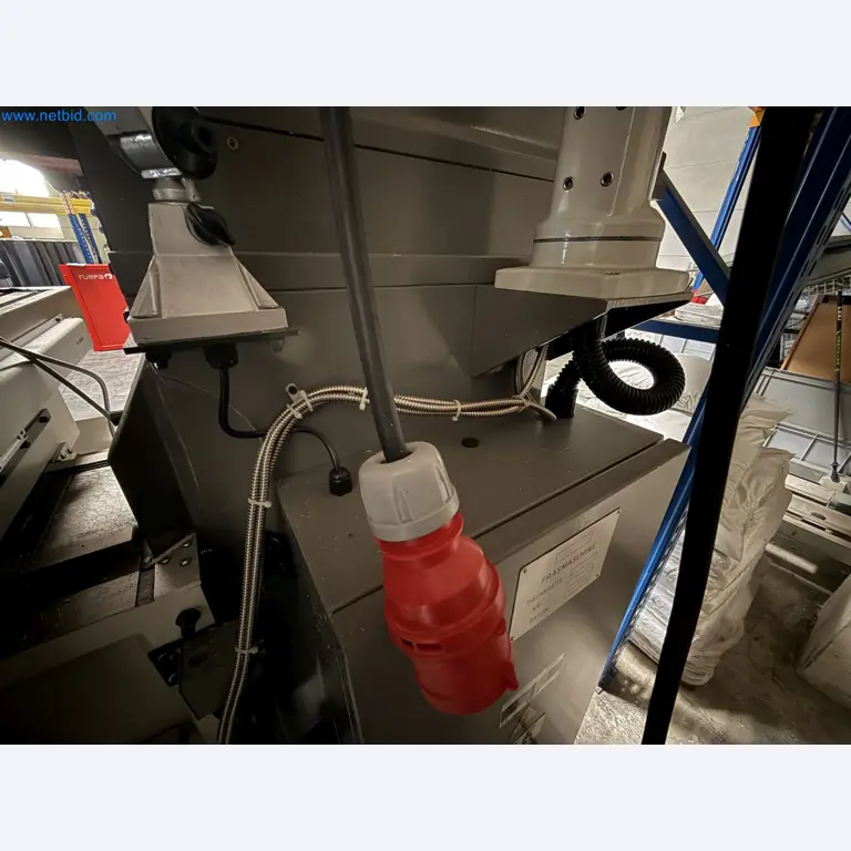 Emmegi Phantomatic T4 A machining center and ELMAG UFM 125 universal milling machine-24