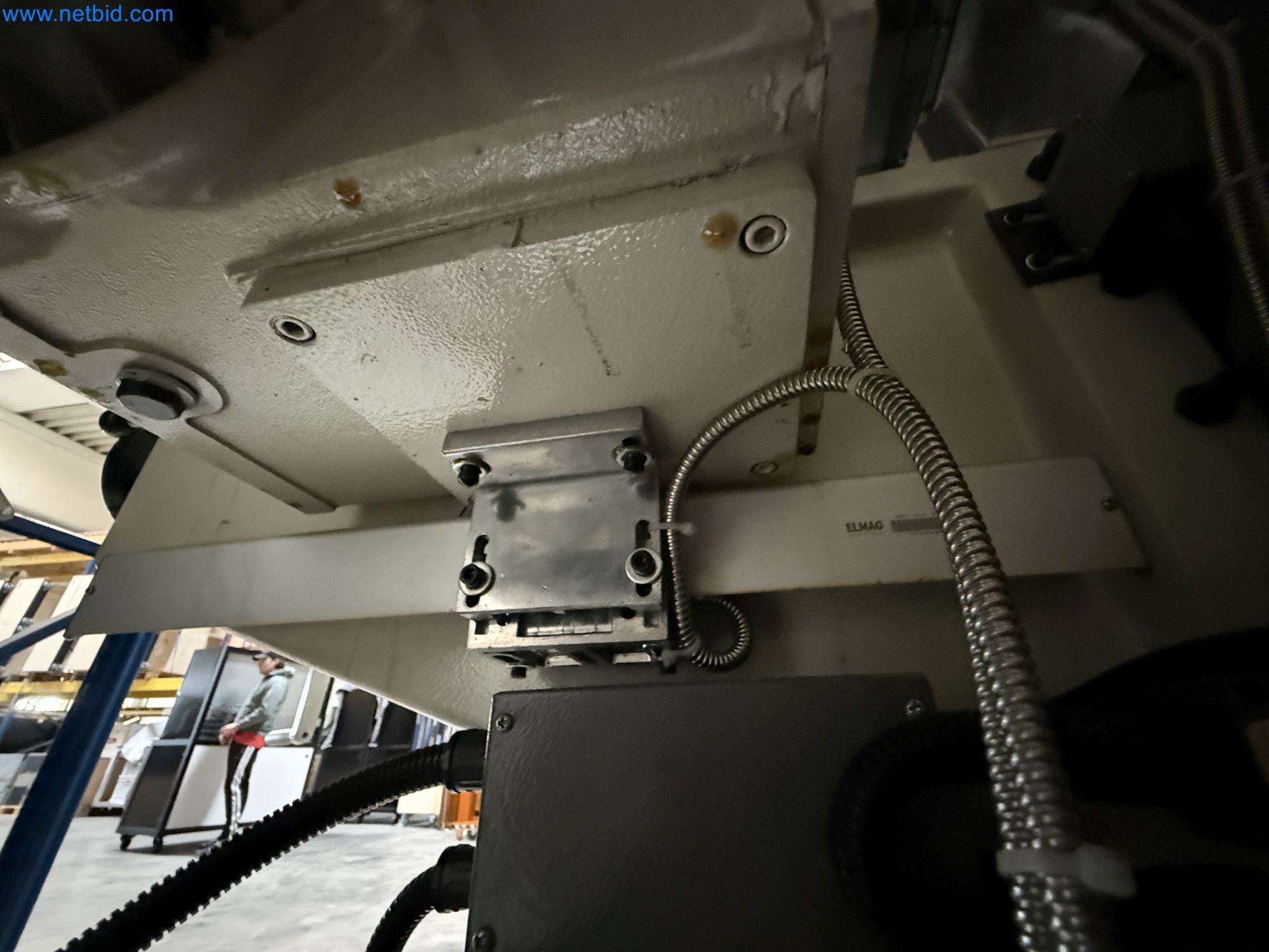 Emmegi Phantomatic T4 A machining center and ELMAG UFM 125 universal milling machine-31