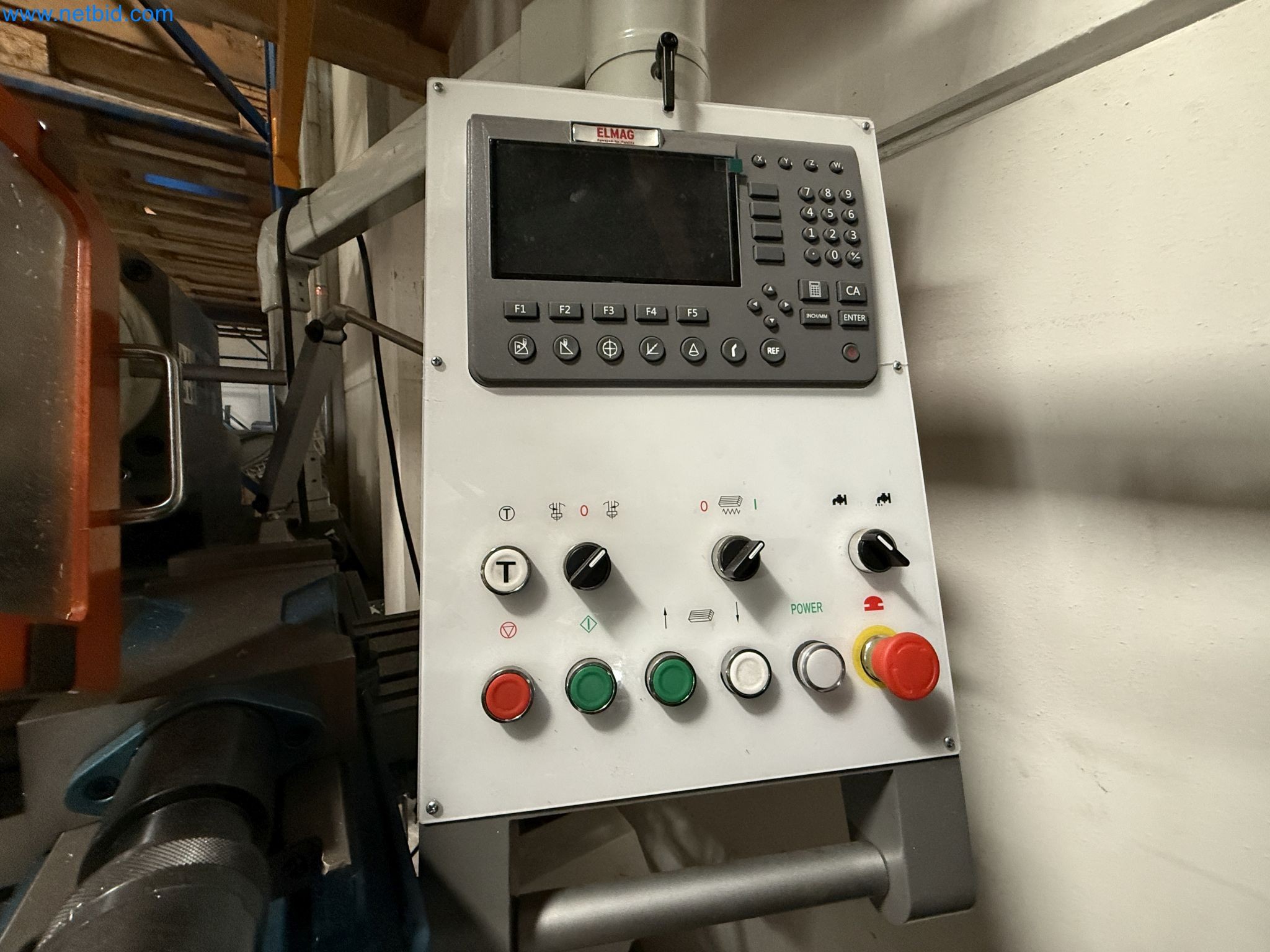 Emmegi Phantomatic T4 A machining center and ELMAG UFM 125 universal milling machine-35
