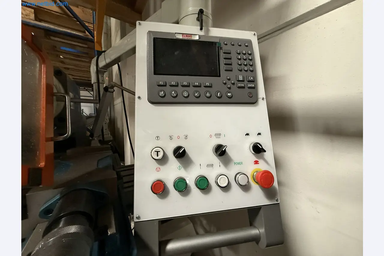 Emmegi Phantomatic T4 A machining center and ELMAG UFM 125 universal milling machine-35