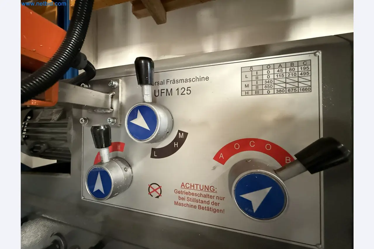 Emmegi Phantomatic T4 A machining center and ELMAG UFM 125 universal milling machine-7