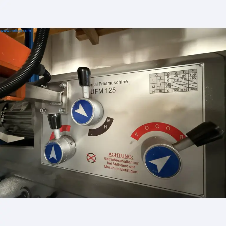 Emmegi Phantomatic T4 A machining center and ELMAG UFM 125 universal milling machine-7