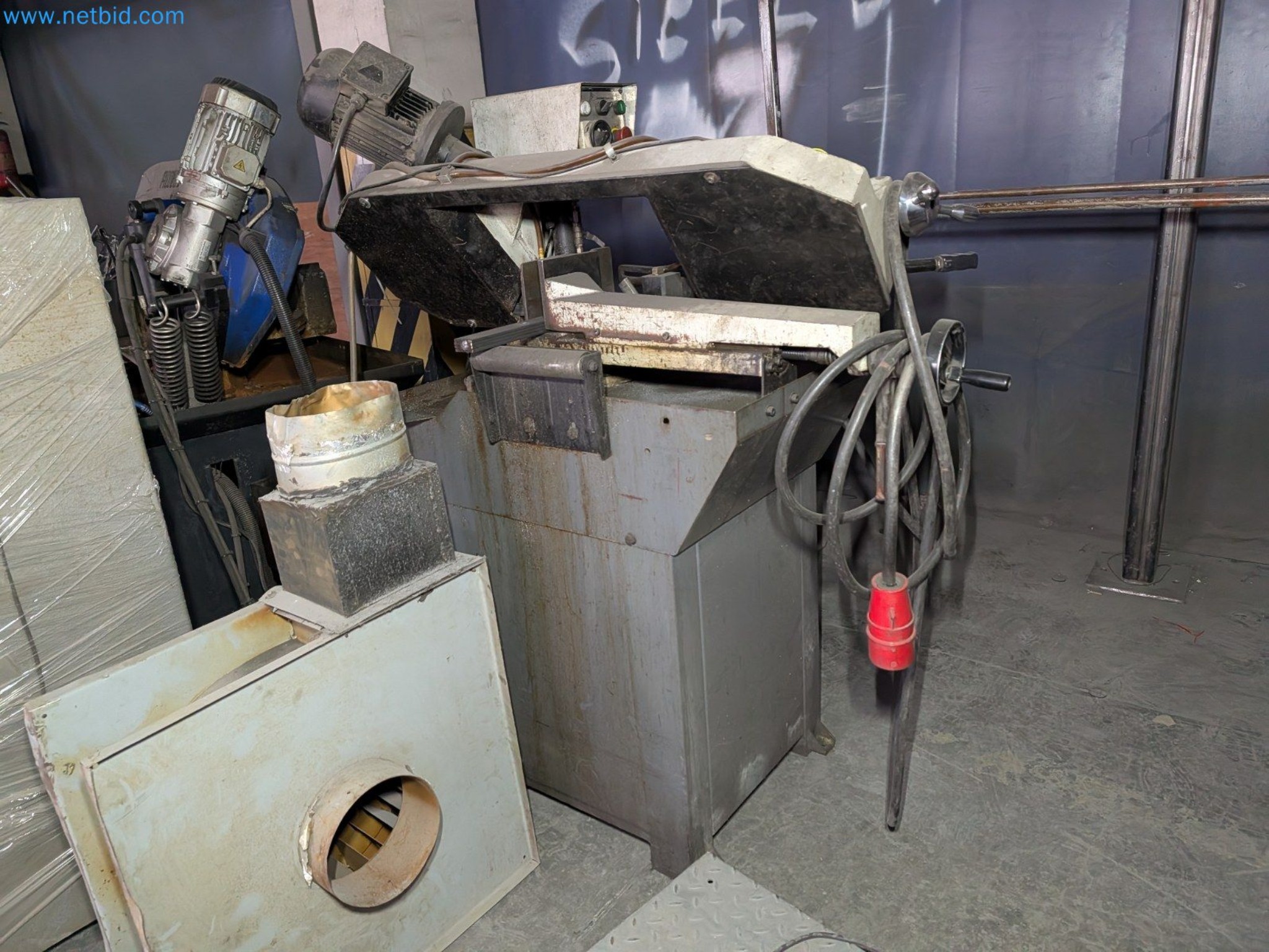 Metalworking machines


-10