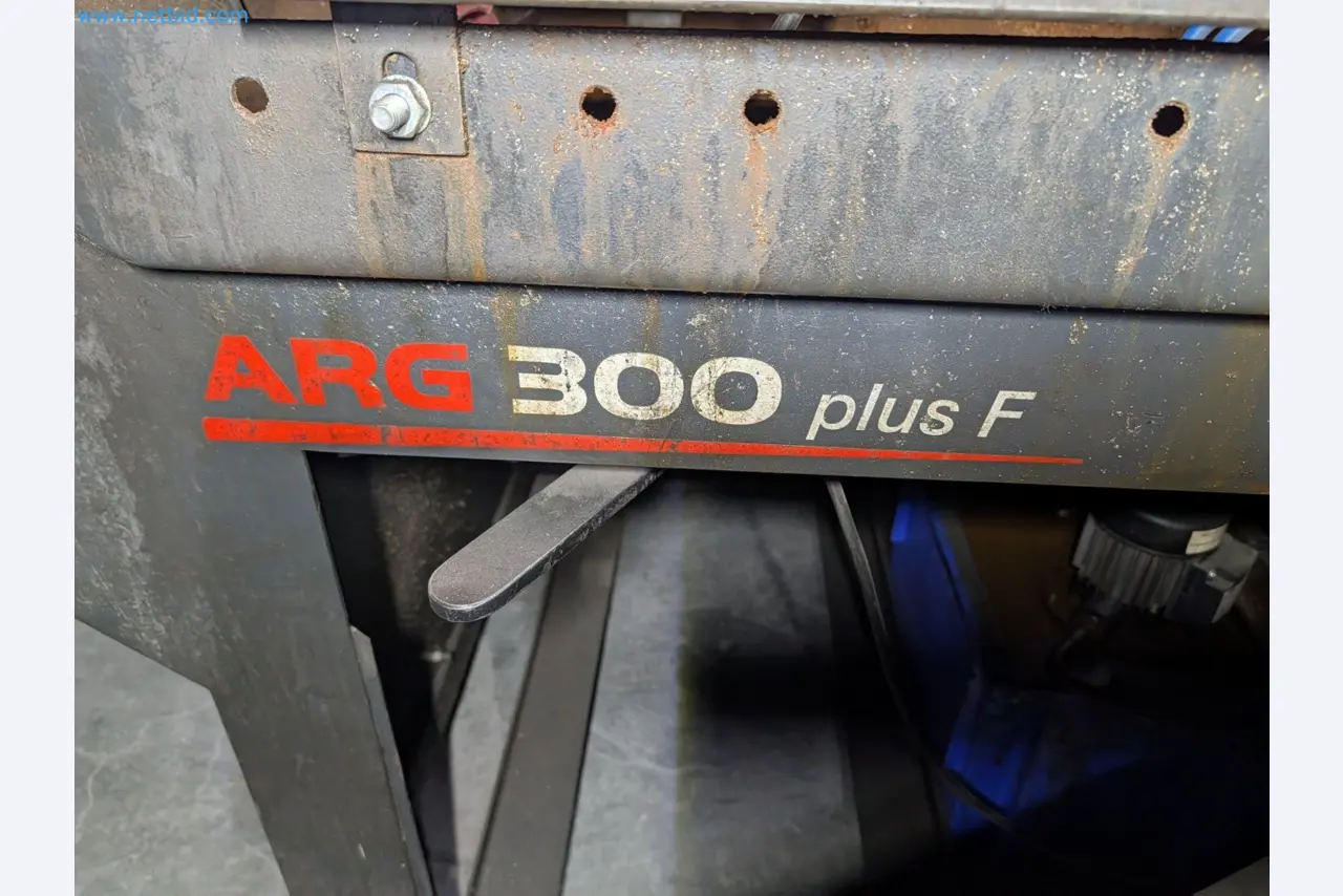 Metalworking machines
-4