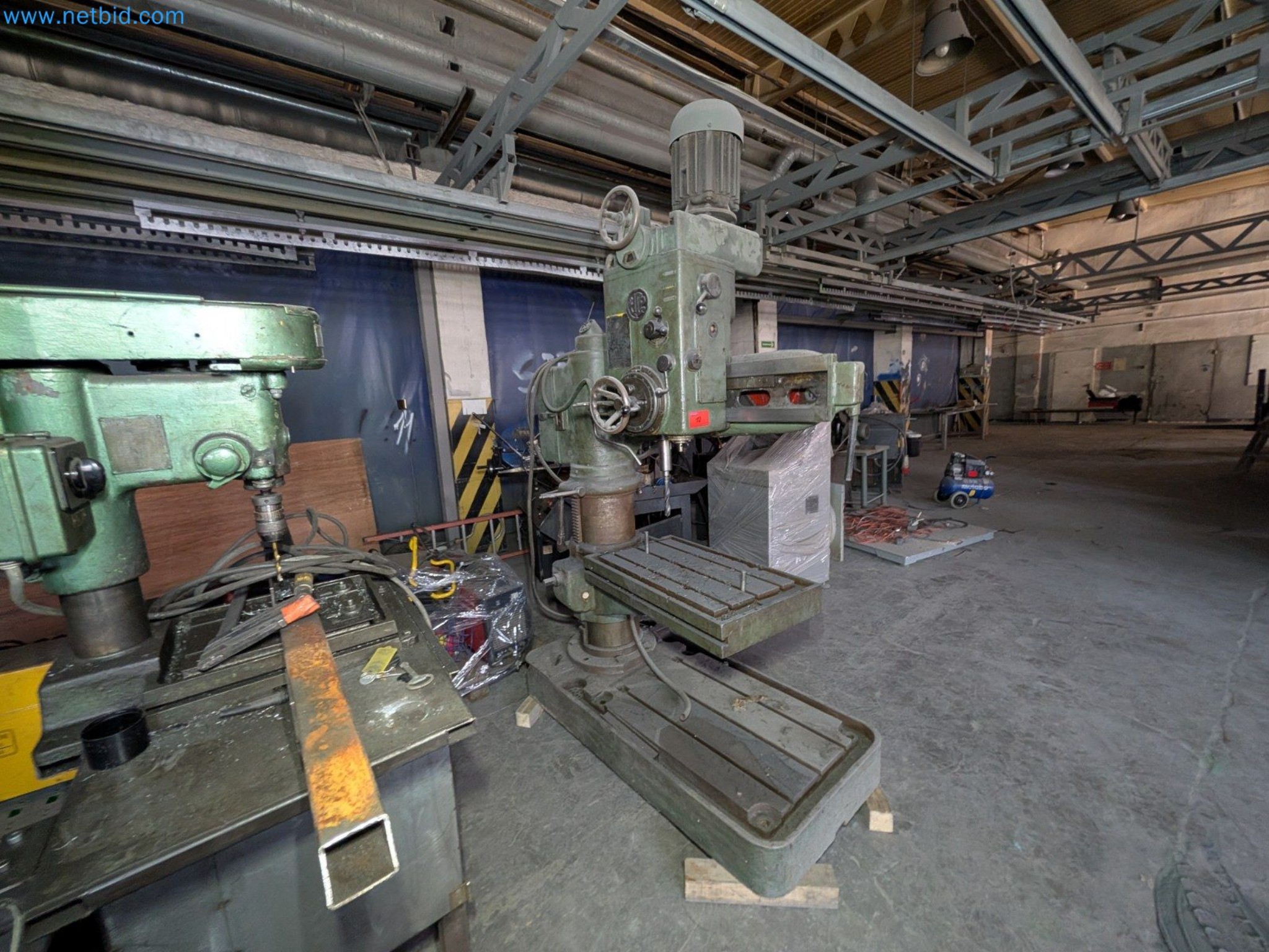 Metalworking machines


-1
