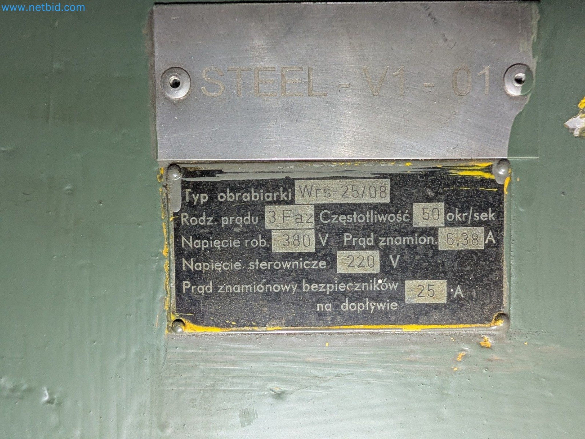 Metalworking machines


-9