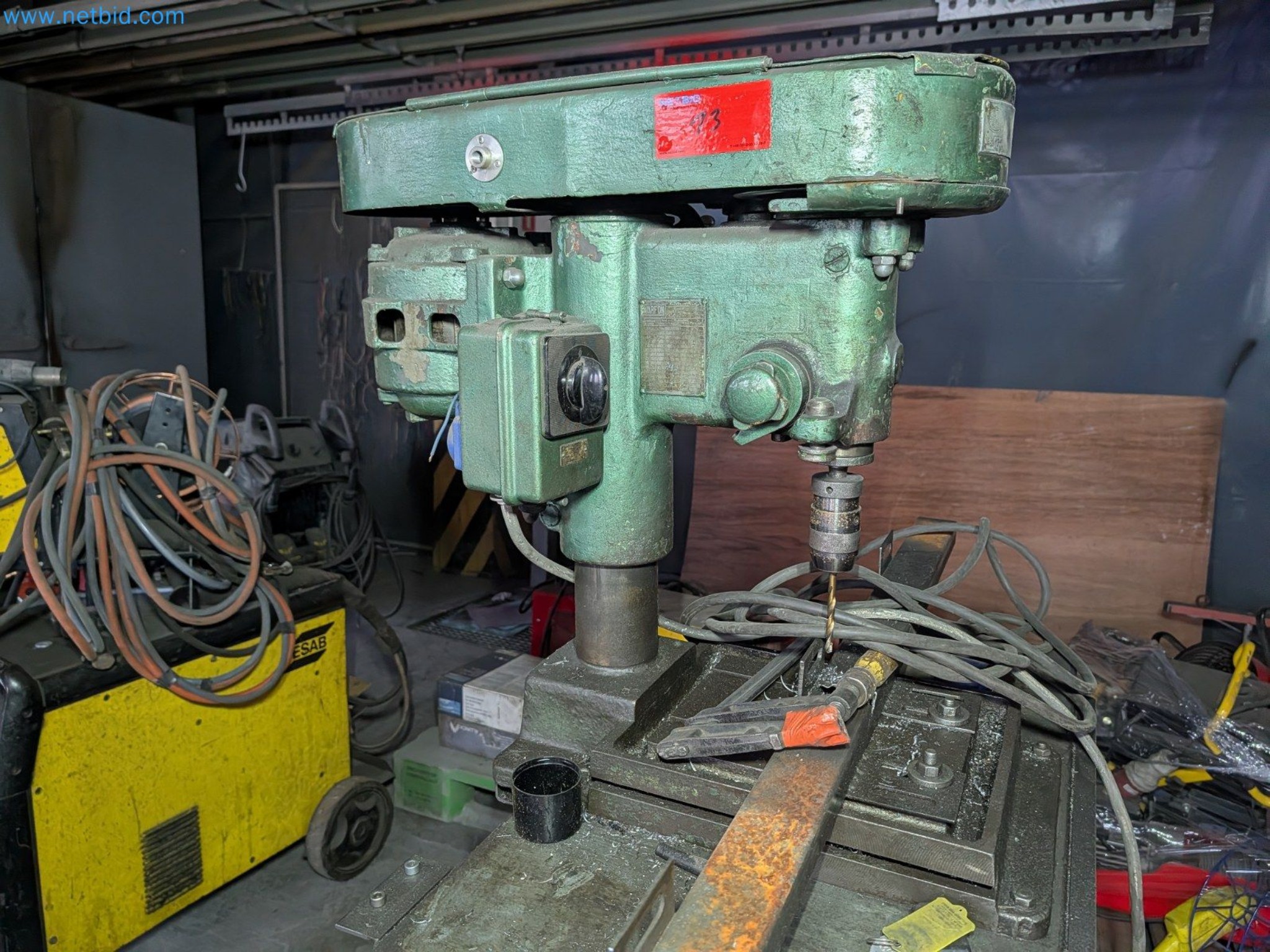 Metalworking machines


-1
