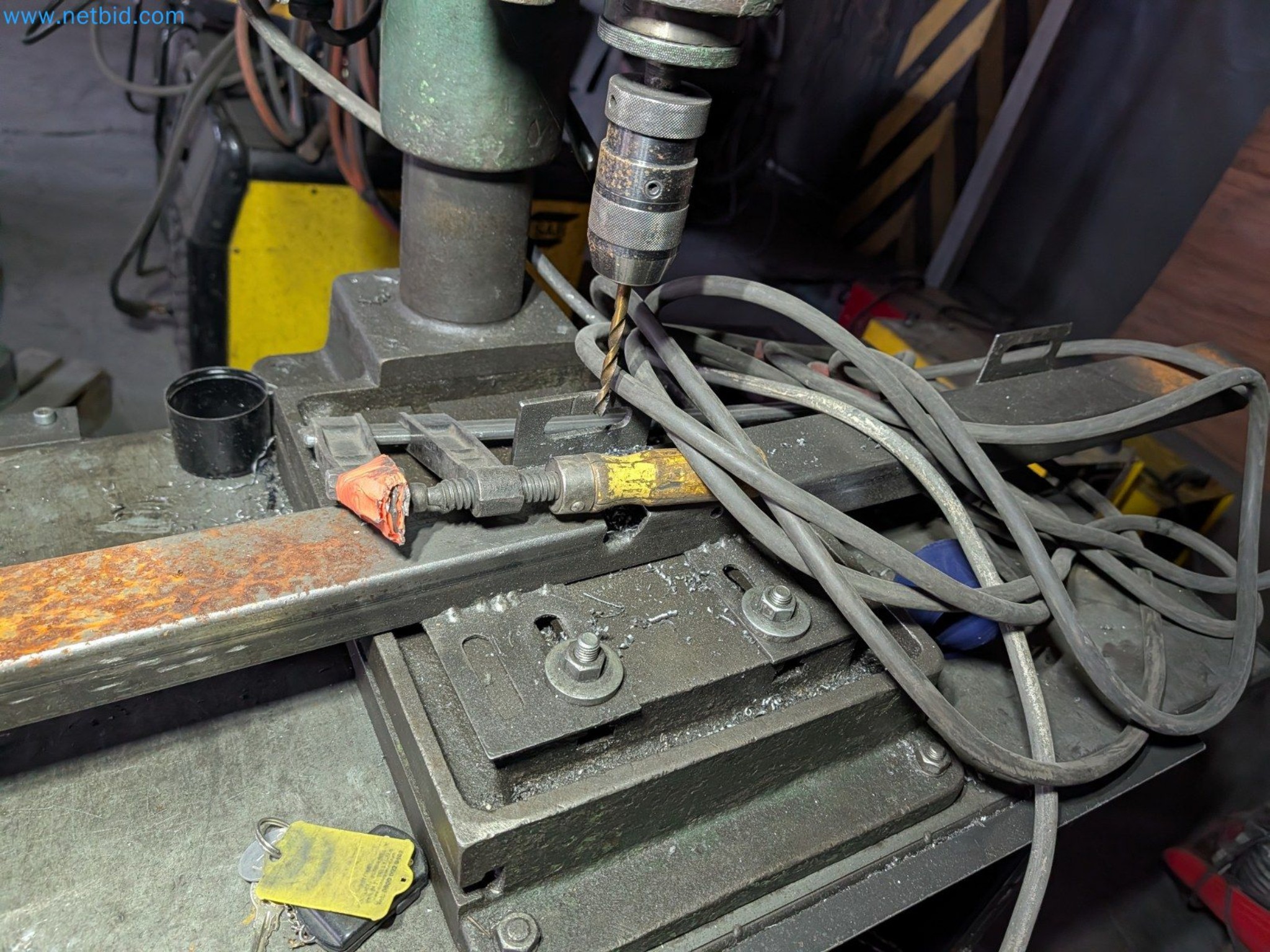 Metalworking machines


-8