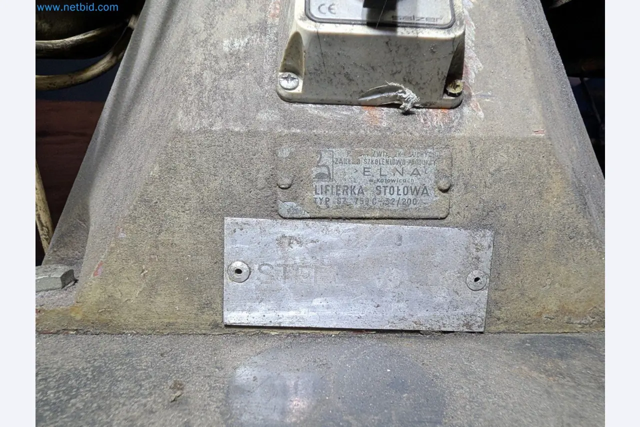 Metalworking machines
-9