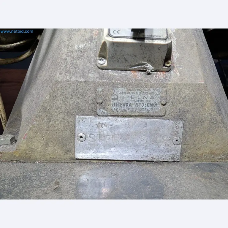 Metalworking machines
-9