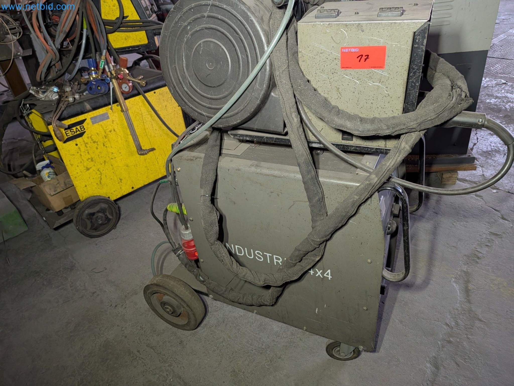 Metalworking machines


-1