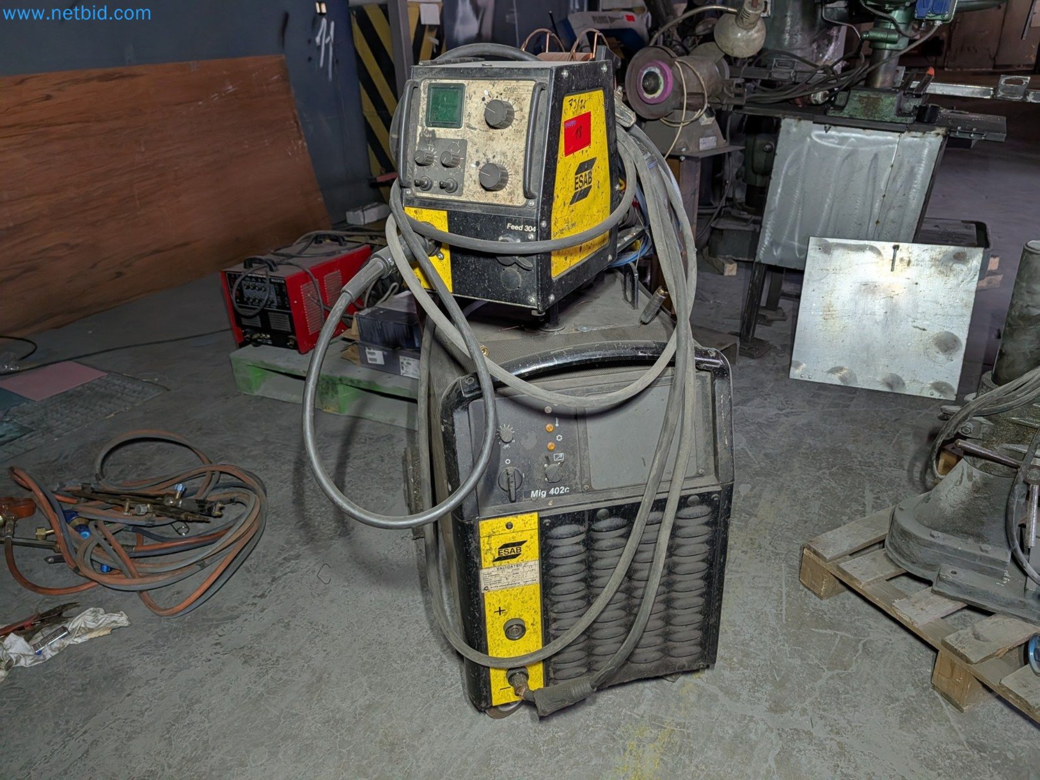 Metalworking machines


-11