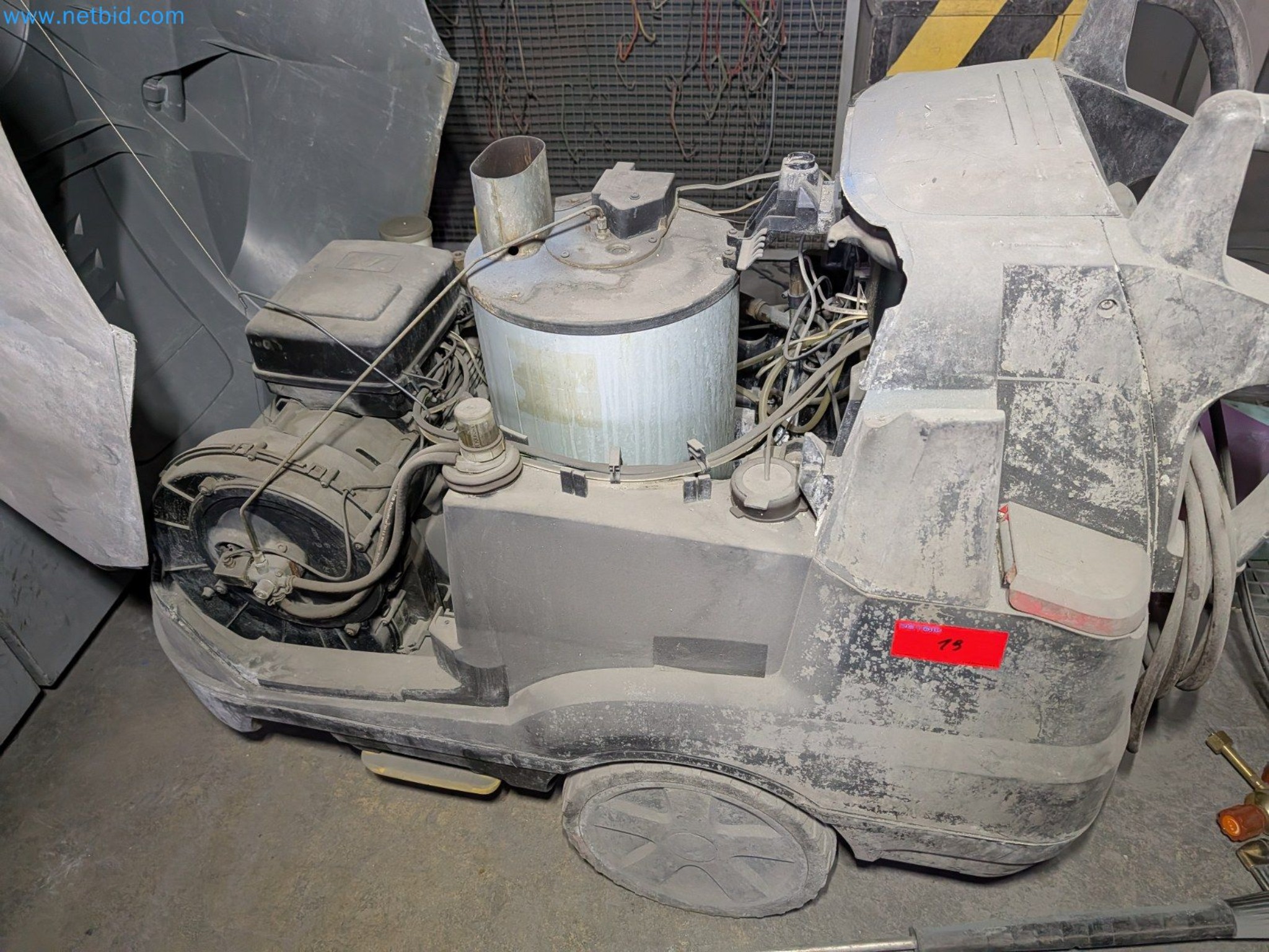 Metalworking machines


-6