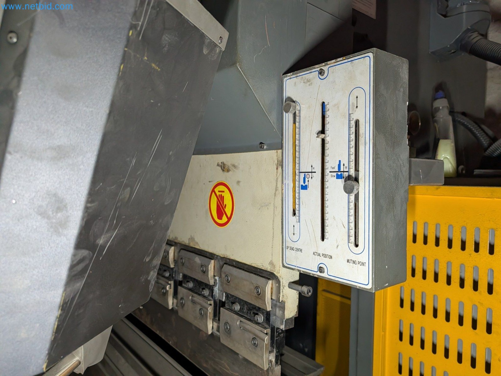 Metalworking machines


-10