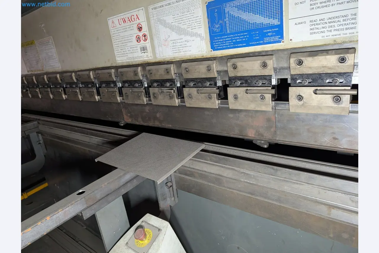 Metalworking machines
-1