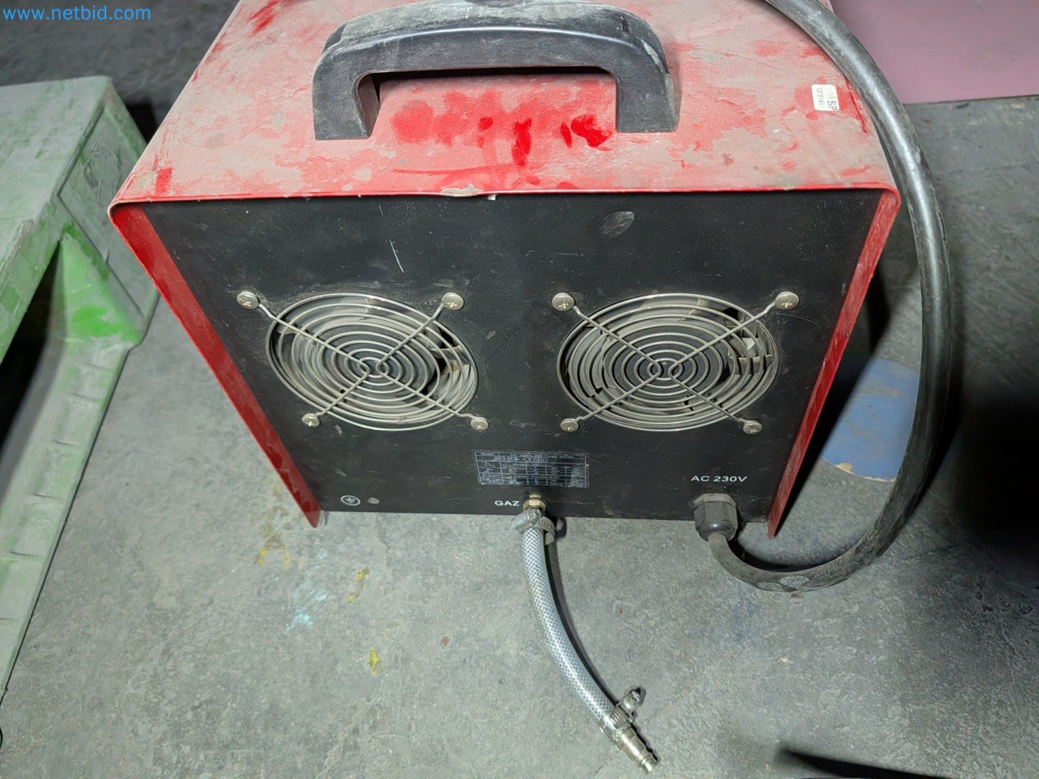 Metallbearbeitungsmaschinen 


-4
