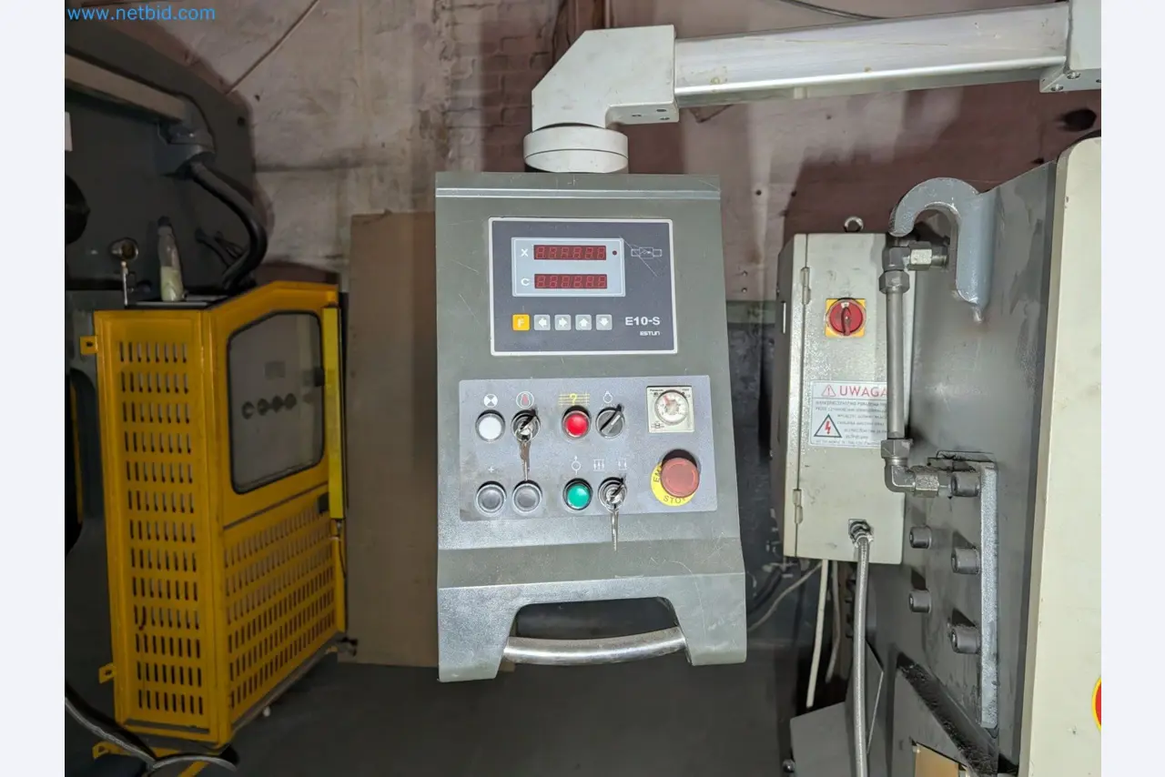 Machines pour le travail du métal
-3