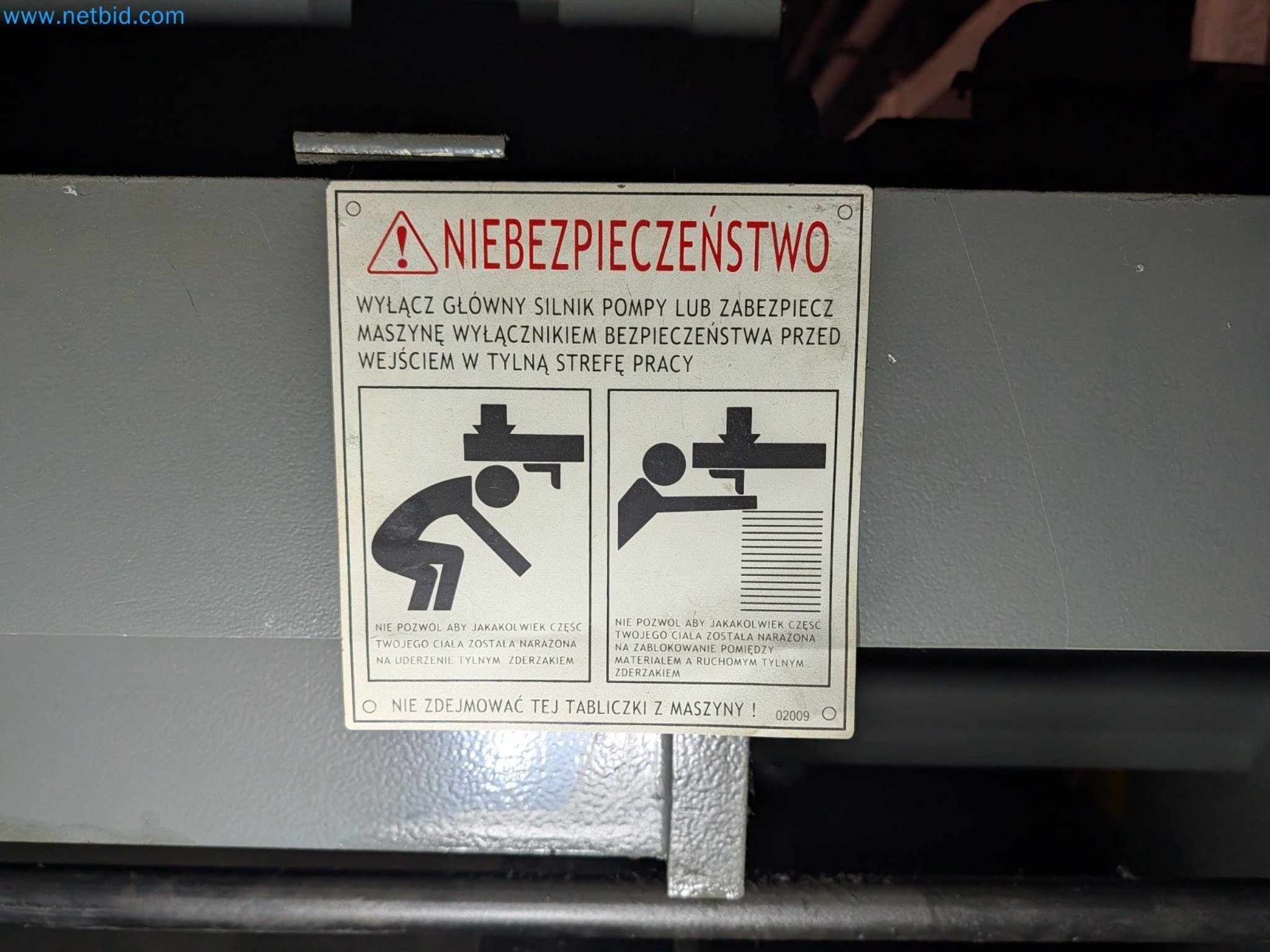 Metalworking machines


-7