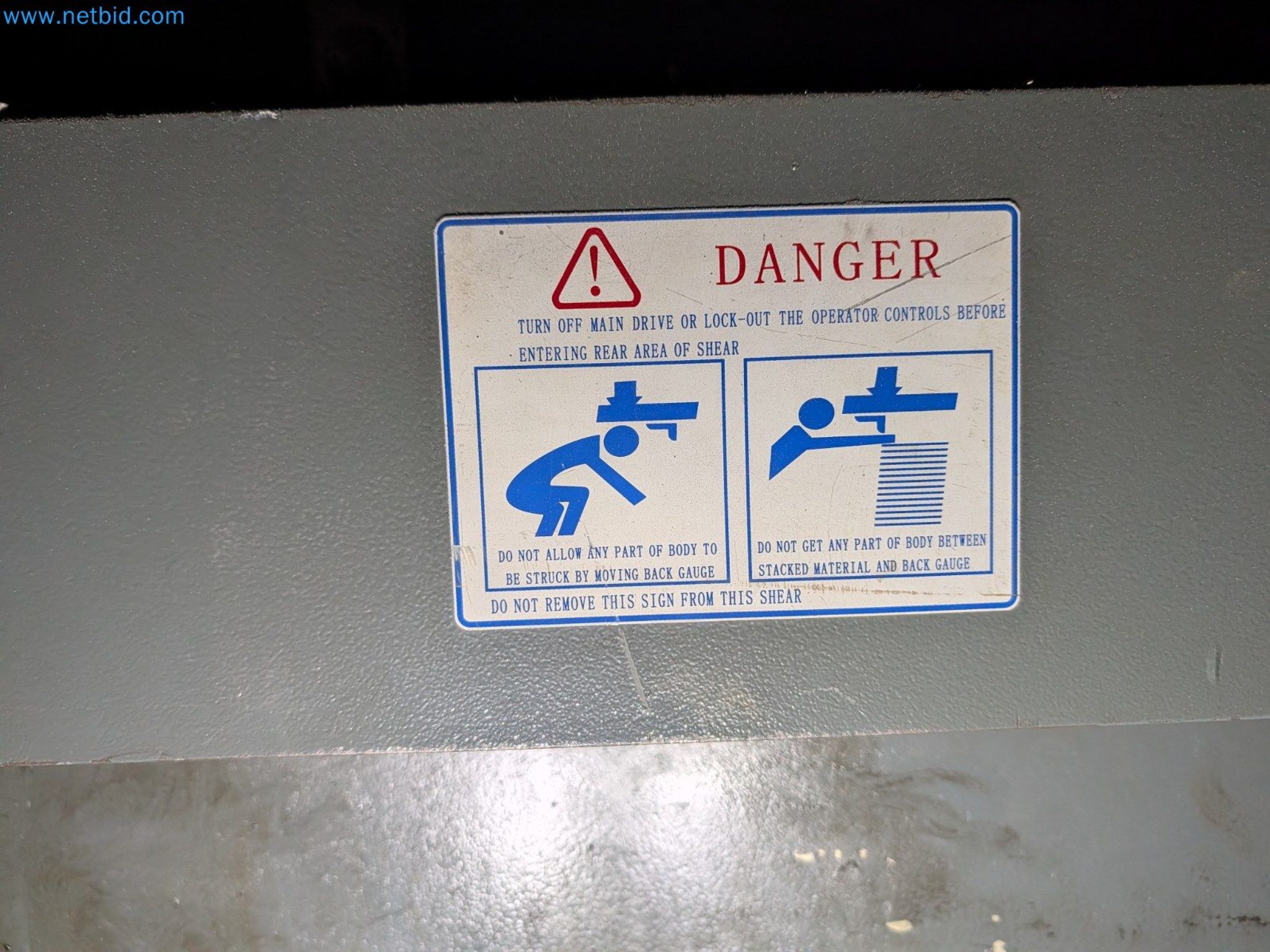 Metalworking machines


-9