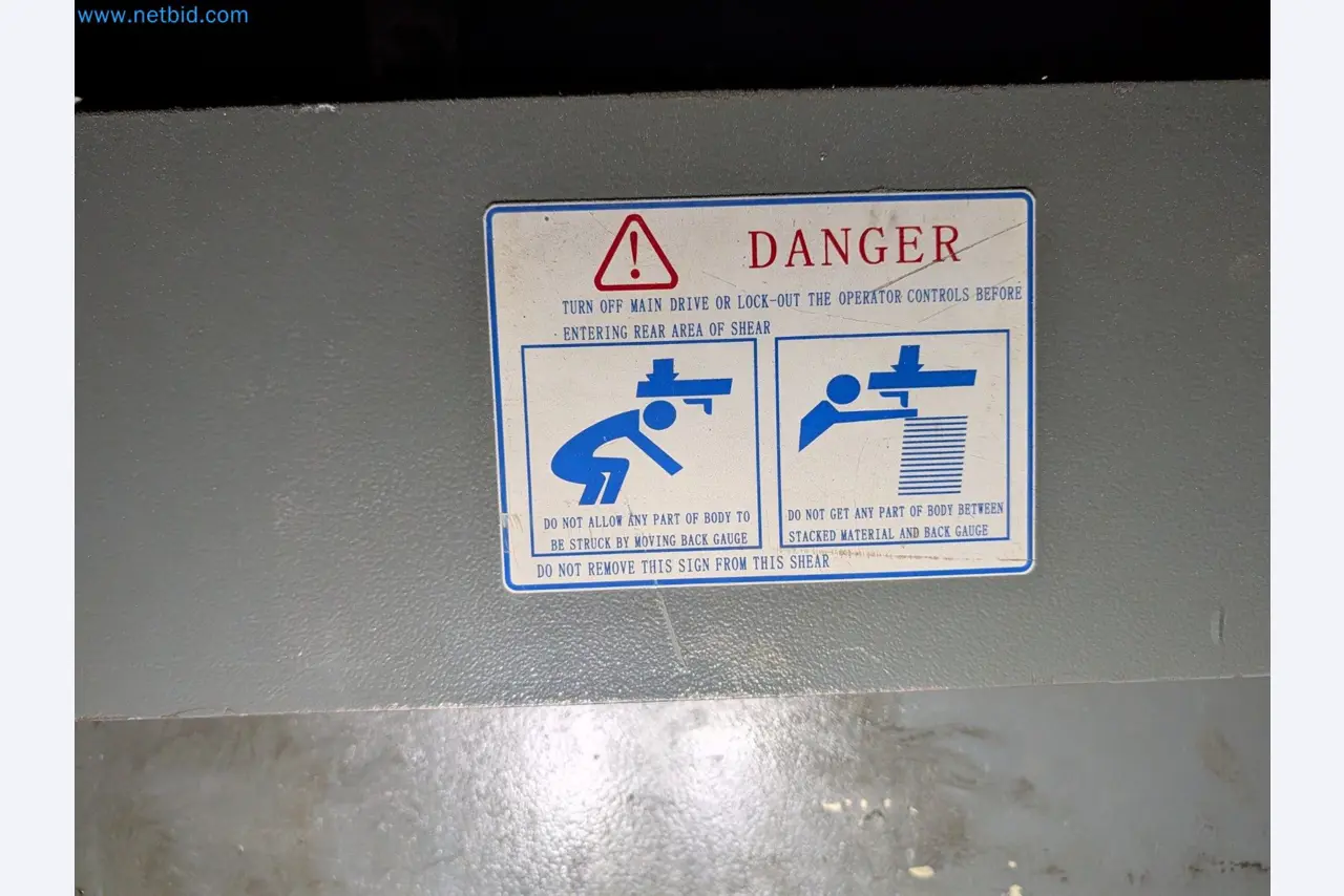 Machines pour le travail du métal
-9