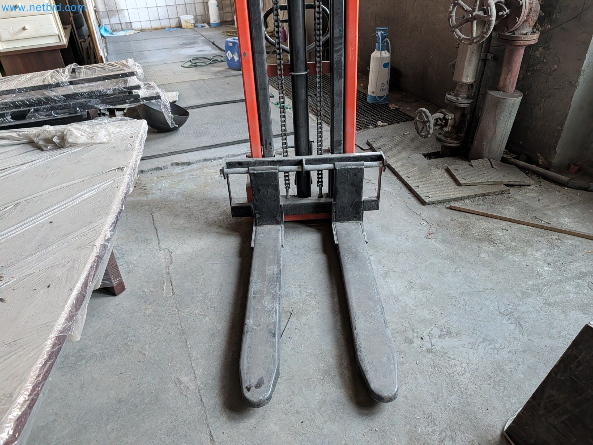 Metalworking machines


-4