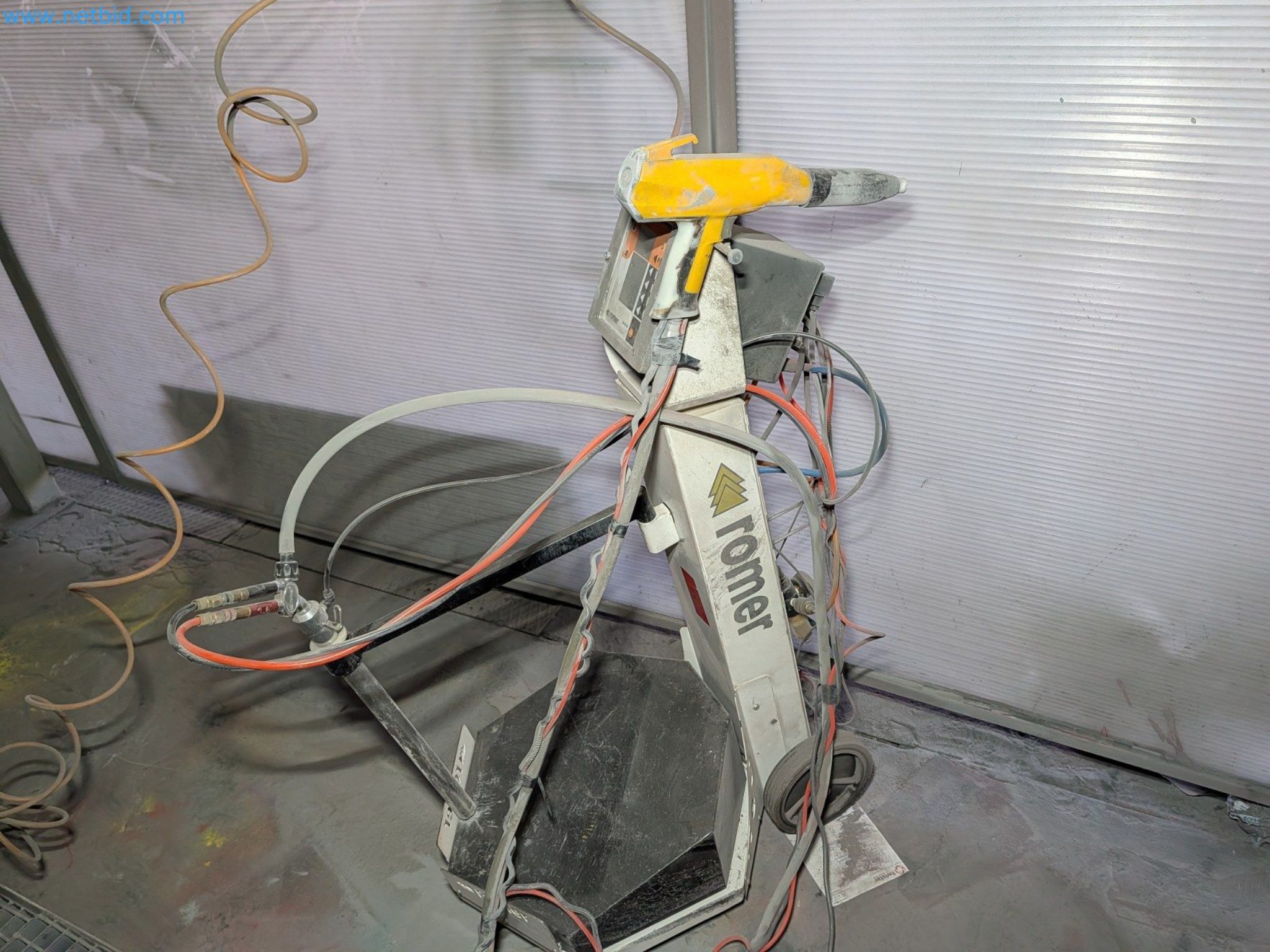 Metalworking machines


-4