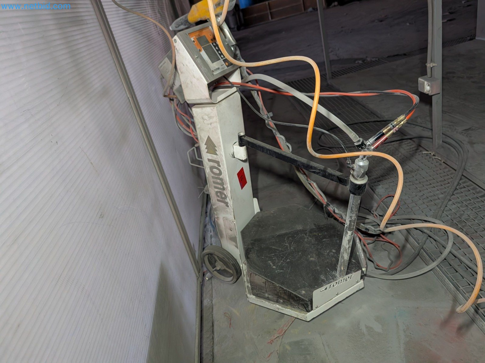 Metalworking machines


-5