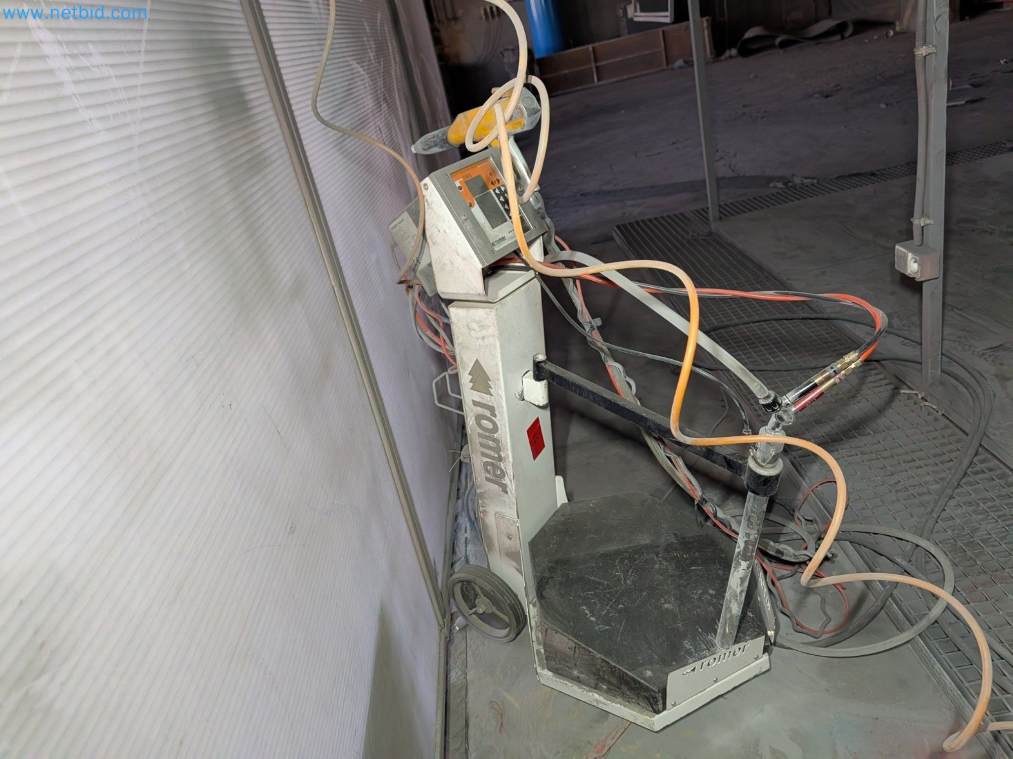 Metalworking machines


-6