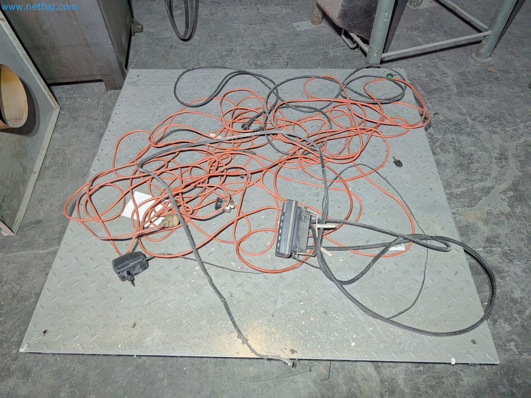 Metalworking machines


-2