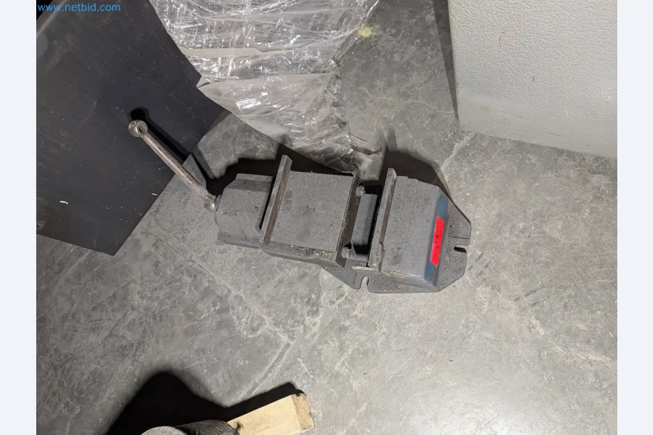 Metalworking machines
-1