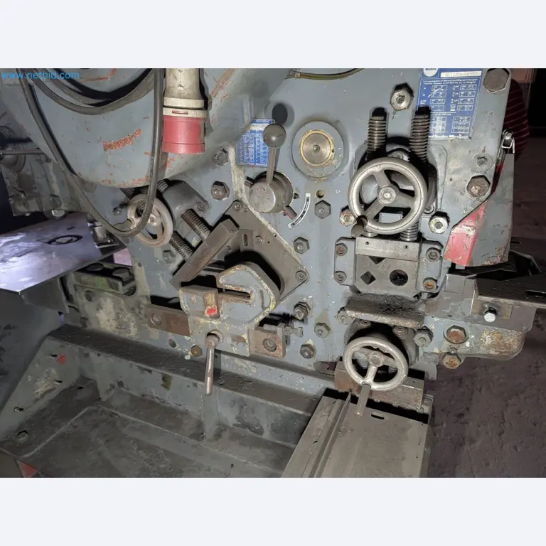 Metalworking machines
-13