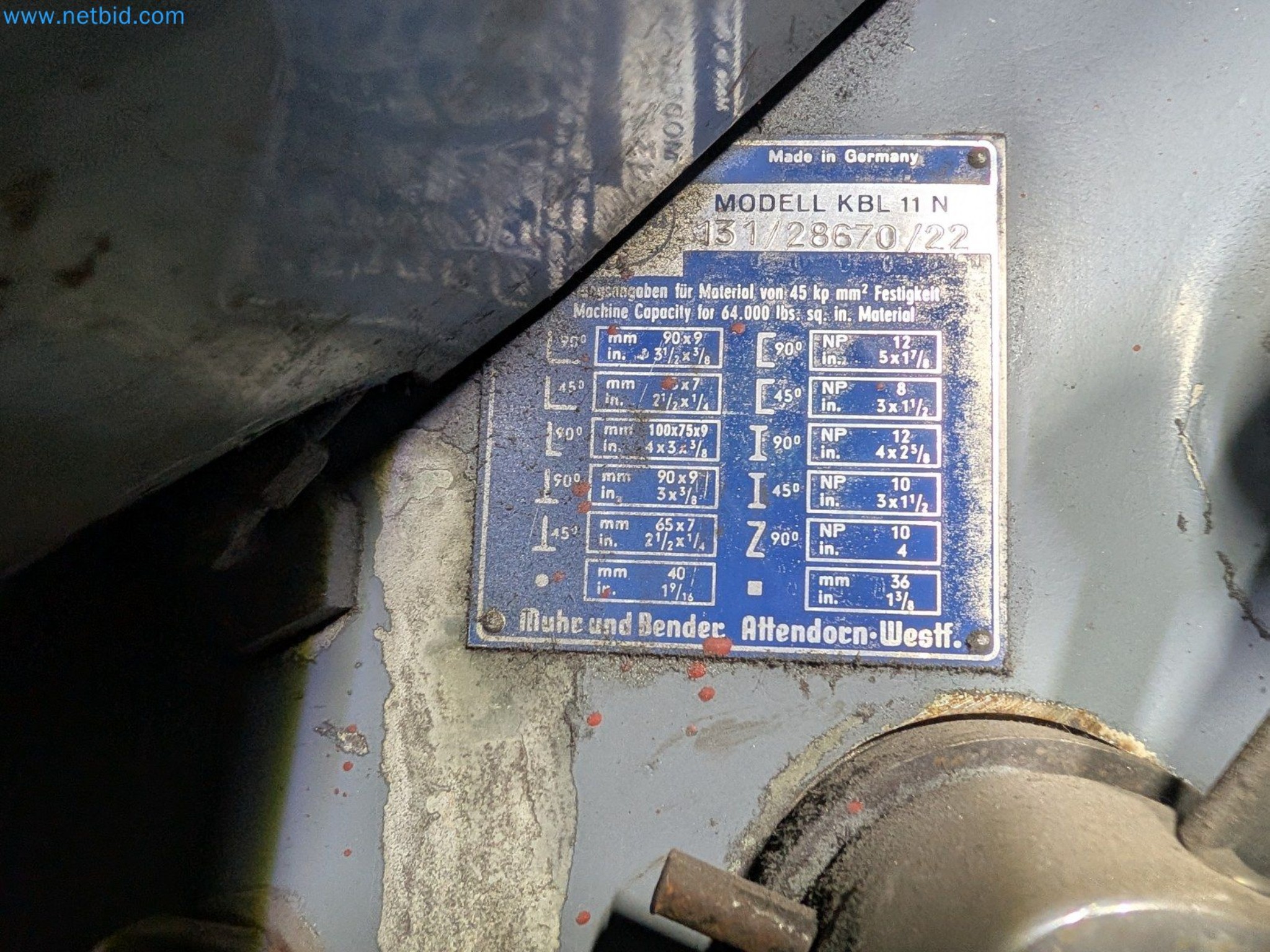 Metalworking machines


-16
