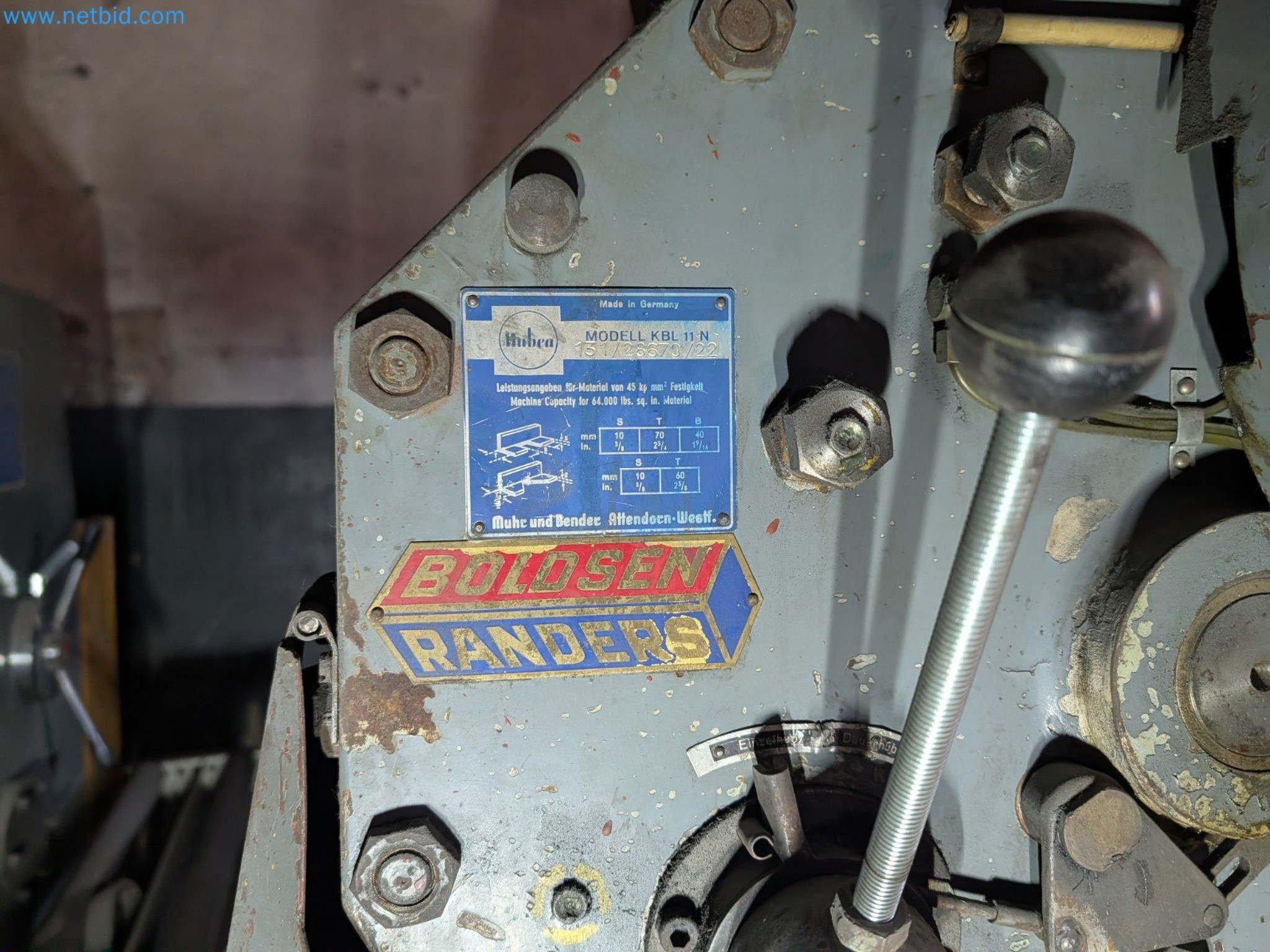 Metalworking machines


-2