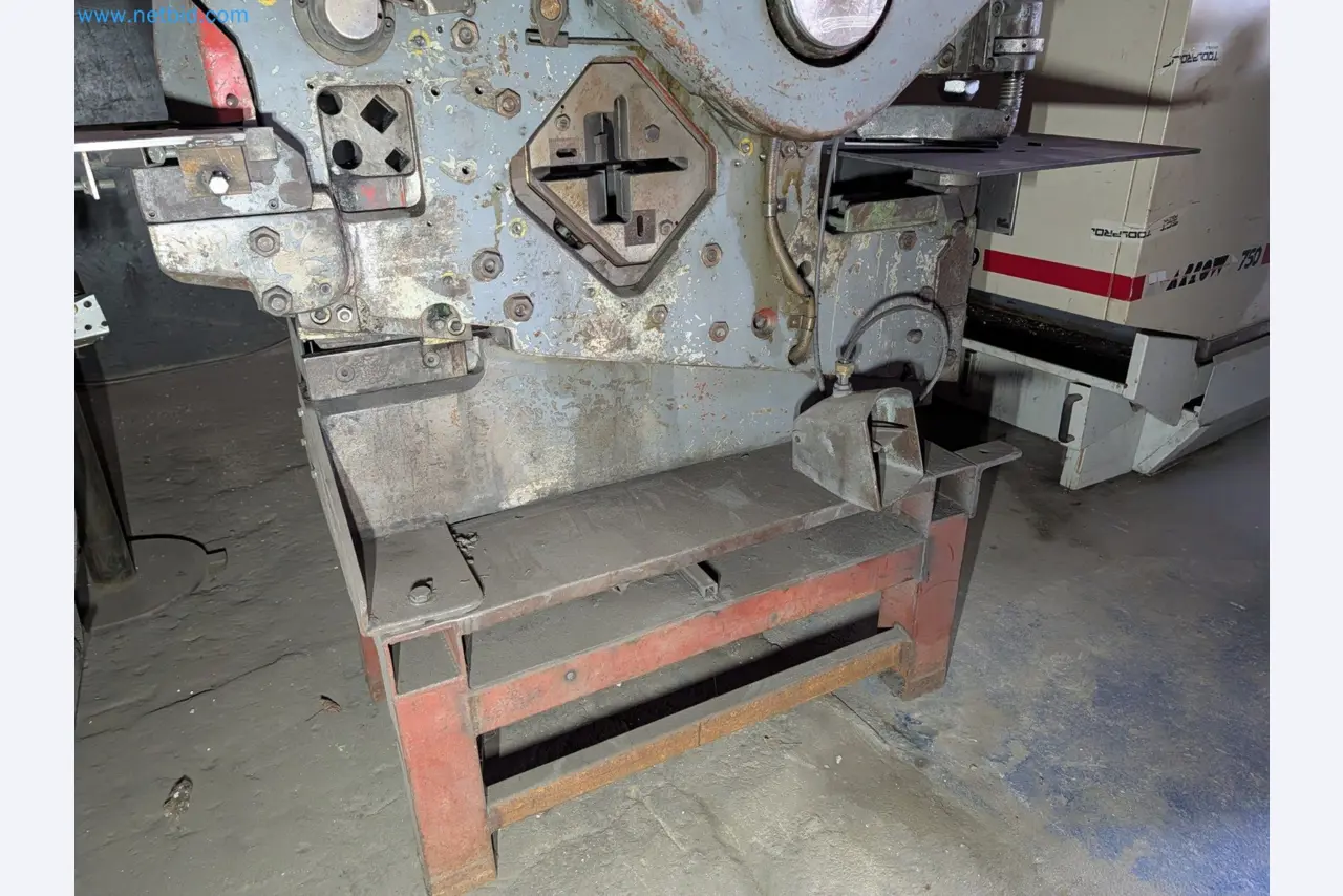 Metalworking machines
-3