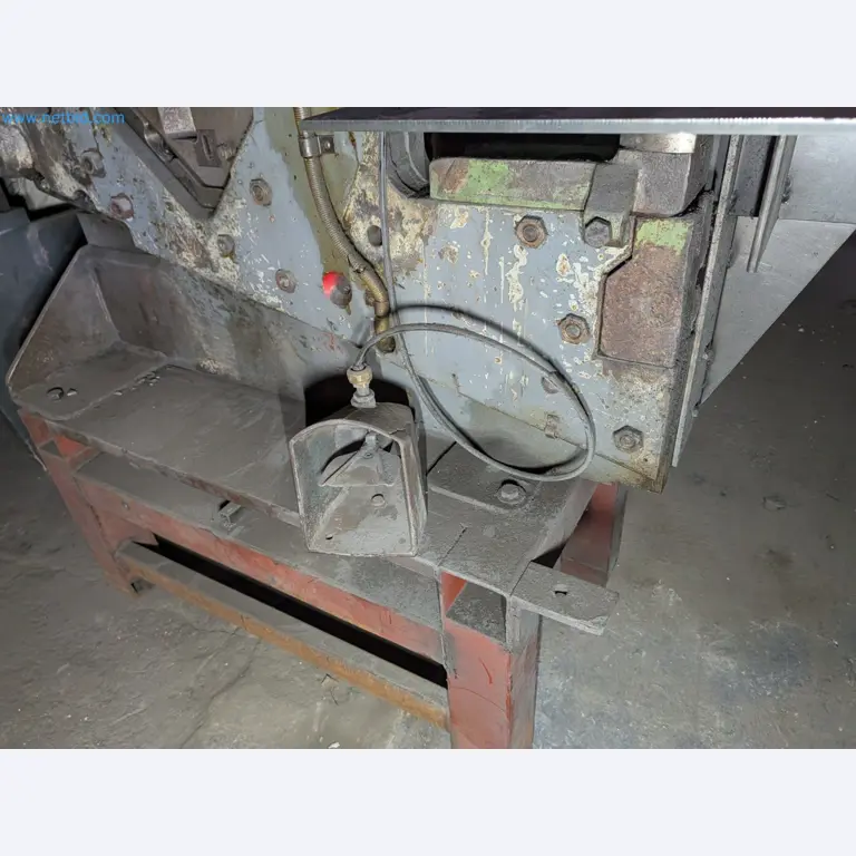 Metalworking machines
-7